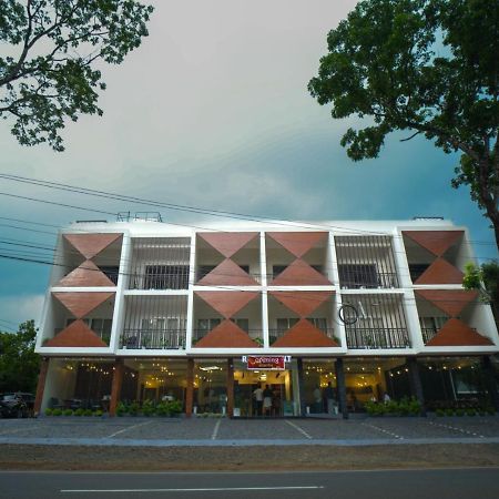 Hotel Royalton Residency Mundakāyam Exteriér fotografie