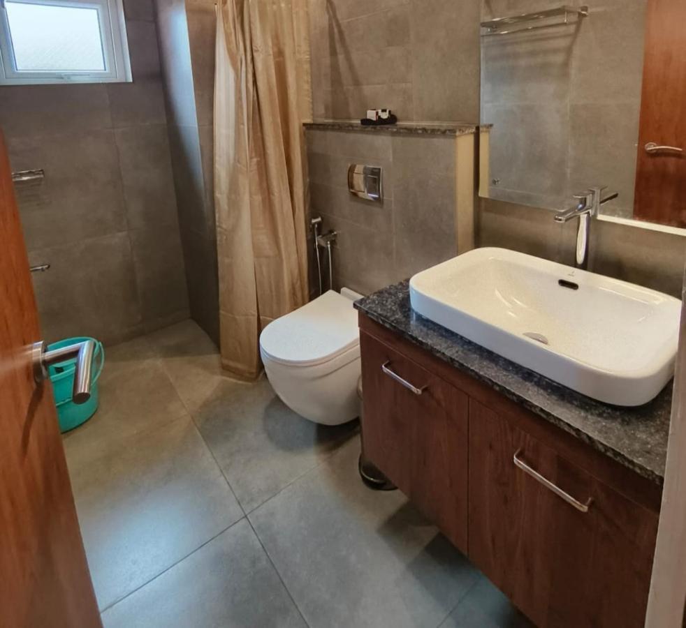 Hotel Royalton Residency Mundakāyam Exteriér fotografie