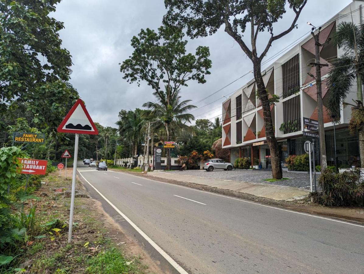 Hotel Royalton Residency Mundakāyam Exteriér fotografie