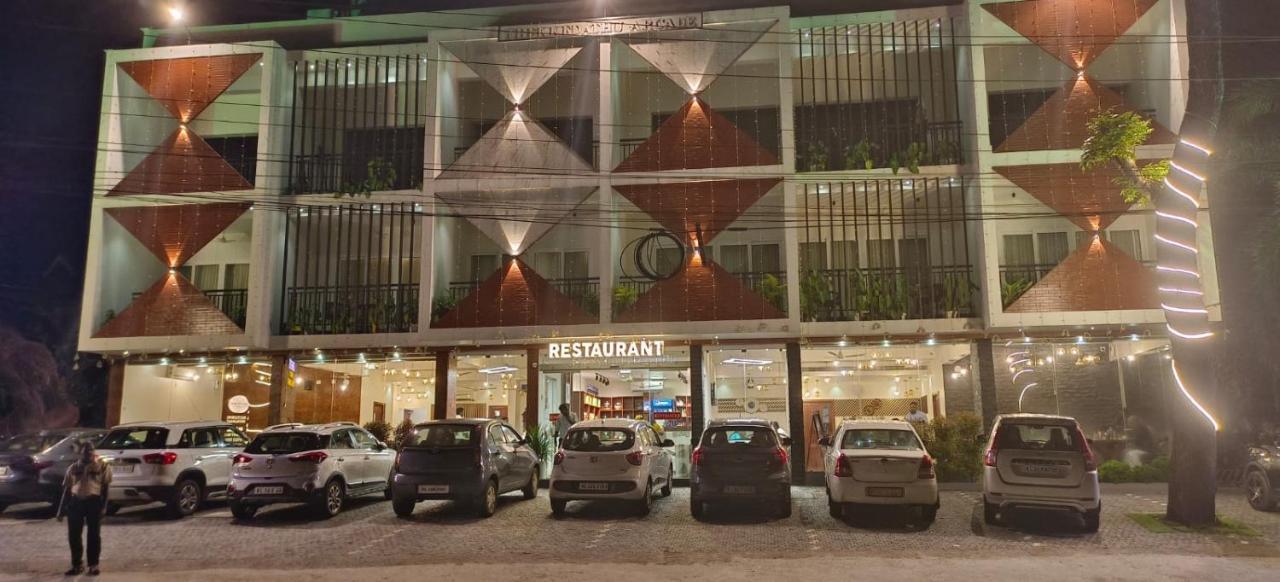 Hotel Royalton Residency Mundakāyam Exteriér fotografie