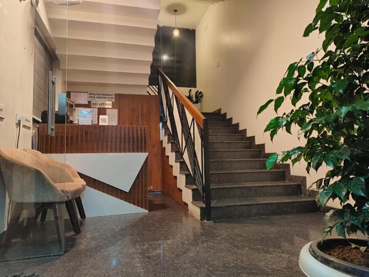 Hotel Royalton Residency Mundakāyam Exteriér fotografie